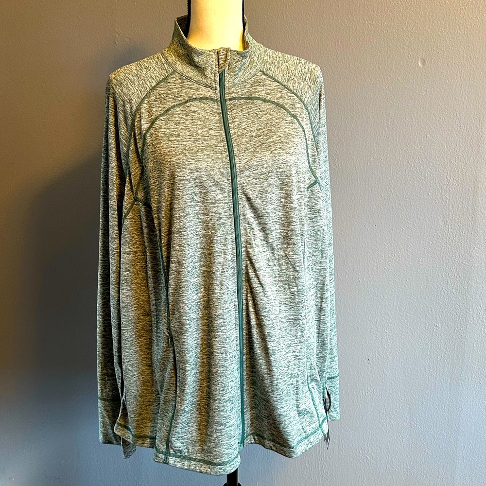 NWT - IDEOLOGY ZIP UP JACKET. SIZE 3X.